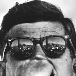 Classic Ray-ban Wayfarer frames only (no lenses)